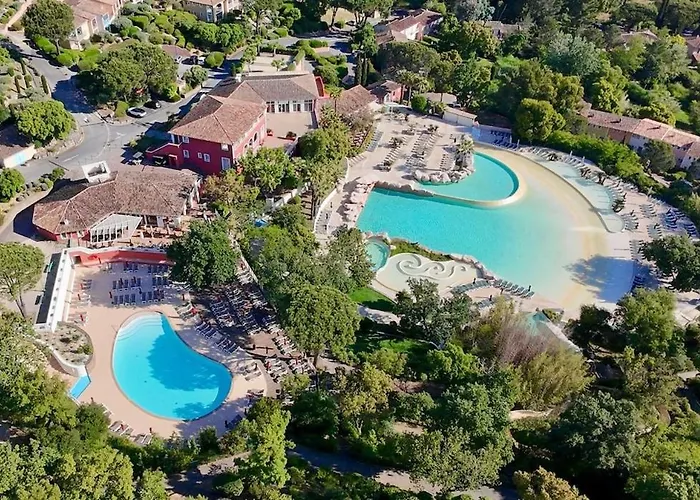 Les Restanques Bruyeres 2001 Proche Piscine شقة